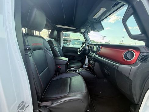 Used 2020 Jeep Wrangler Unlimited Rubicon AWD/4WD image 23
