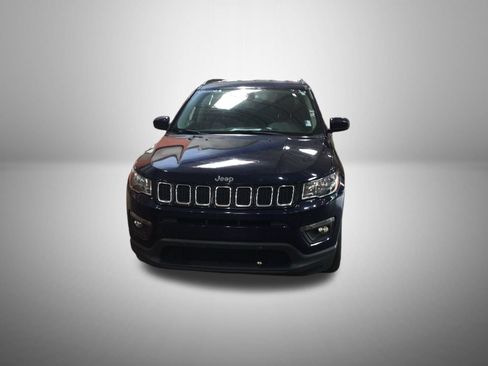 Used 2019 Jeep Compass Latitude w/ Cold Weather Group AWD/4WD image 1