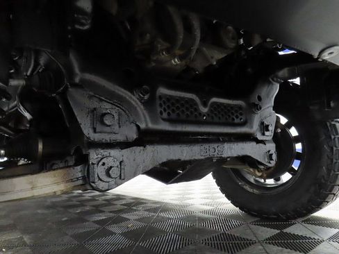 Used 2022 RAM 1500 Rebel w/ Night Edition image 9