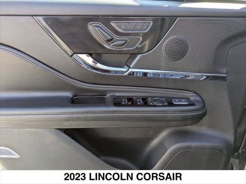 Used 2023 Lincoln Corsair Reserve w/ Equipment Group 201A image 10
