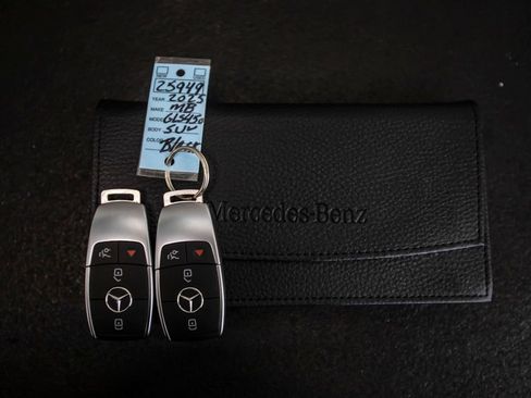 Used 2025 Mercedes-Benz GLS 450 4MATIC image 44
