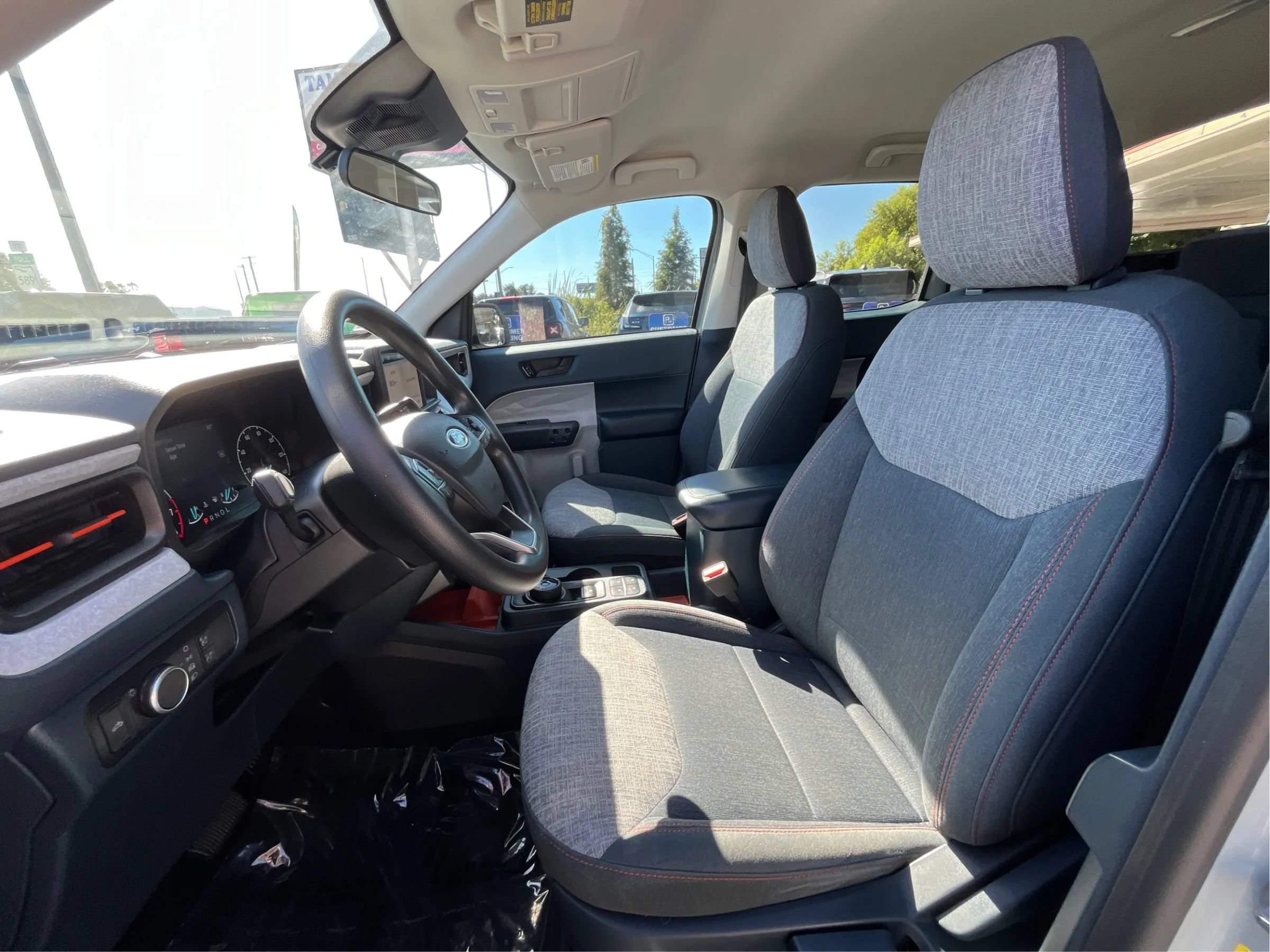 Used 2022 Ford Maverick XLT FWD image 11