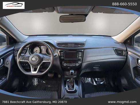 Used 2020 Nissan Rogue SV image 29