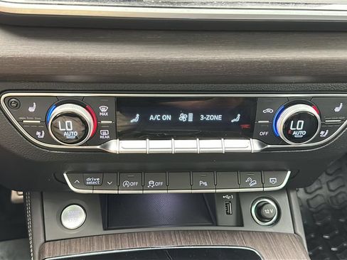 Used 2024 Audi Q5 2.0T Premium Plus AWD/4WD image 21