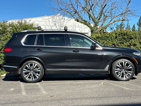 Used 2019 BMW X7 xDrive50i image 2