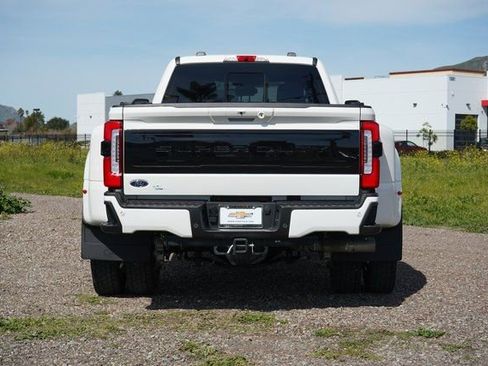 Used 2025 Ford F450 Platinum w/ Camper Package image 7