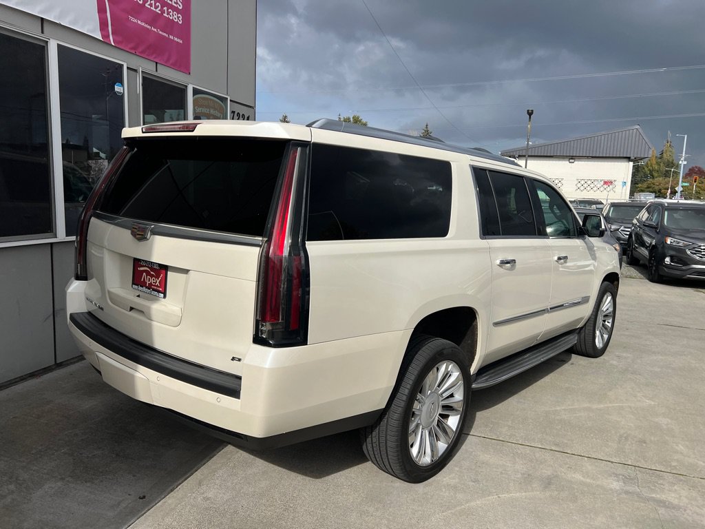 Used 2015 Cadillac Escalade ESV Platinum AWD/4WD image 7