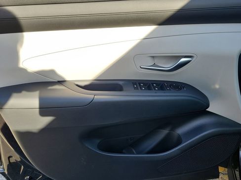 New 2026 Hyundai Tucson SE image 19