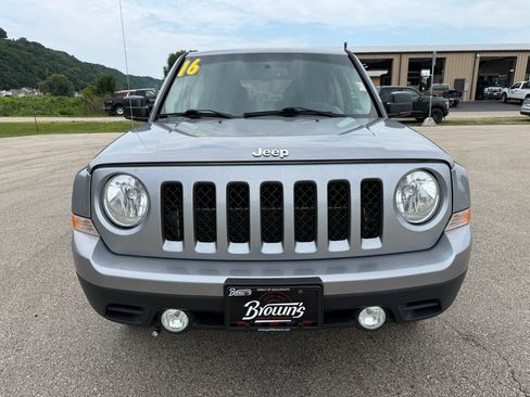 Used 2016 Jeep Patriot Sport w/ Power Value Group AWD/4WD image 2