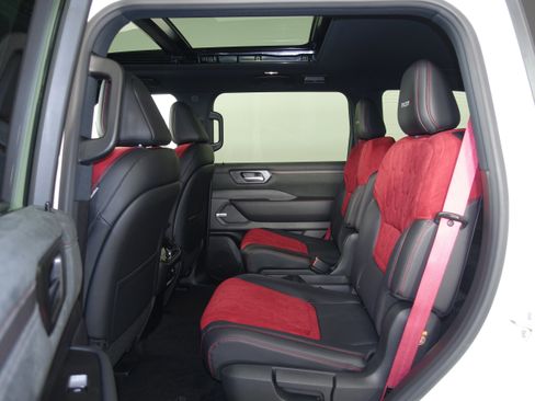 New 2026 Nissan Armada NISMO image 7