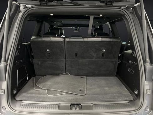 Used 2023 Jeep Wagoneer Series II w/ Premium Group I image 15