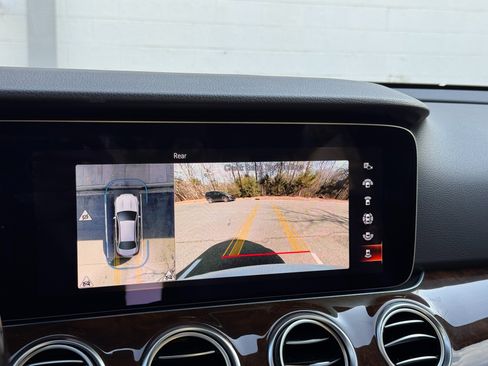 Used 2023 Mercedes-Benz E 350 4MATIC Sedan w/ Premium Package image 33