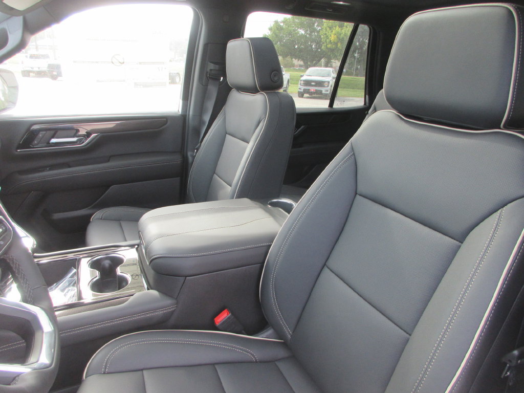 New 2027 GMC Yukon Elevation w/ Technology Package AWD/4WD image 11
