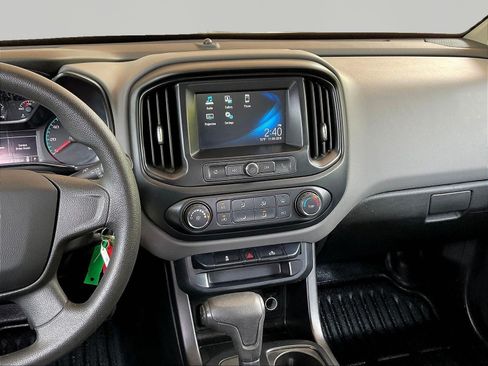 Used 2018 Chevrolet Colorado W/T RWD image 10