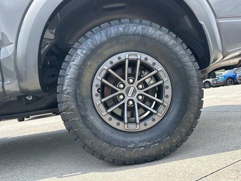 Used 2020 Ford F150 Raptor w/ Equipment Group 802A Luxury AWD/4WD image 19