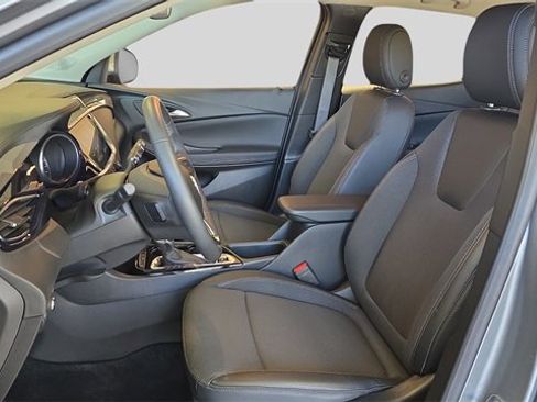 Used 2023 Buick Encore GX Select w/ Sport Touring Package image 11