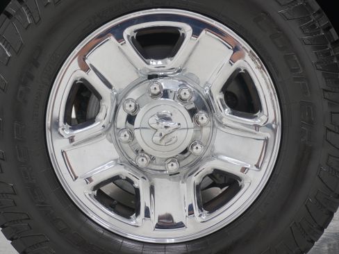 Used 2014 RAM 2500 Tradesman w/ Chrome Appearance Group RWD image 23