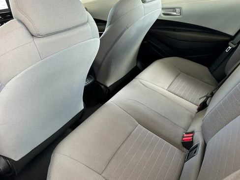 Used 2023 Toyota Corolla SE w/ Carpet Mat Package (TMS) FWD image 12