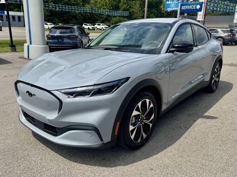 New 2025 Ford Mustang Mach-E Select w/ Comfort Package Lite image 3