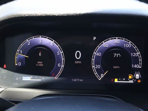 Used 2025 Jeep Grand Cherokee L Laredo RWD image 15