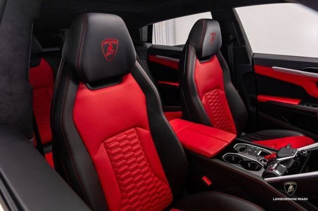 Used 2021 Lamborghini Urus AWD/4WD image 39