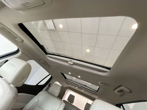 Used 2019 GMC Acadia Denali w/ GMC Pro Grade Package AWD/4WD image 22