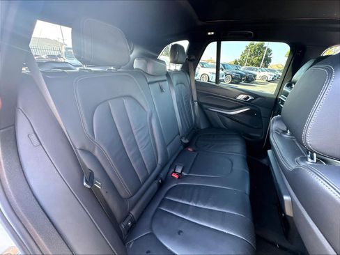 Used 2020 BMW X5 sDrive40i w/ Premium Package RWD image 25