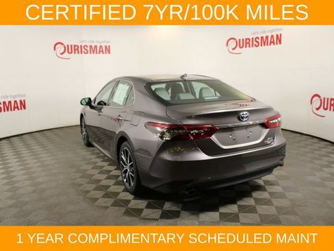 Used 2022 Toyota Camry XLE FWD image 5