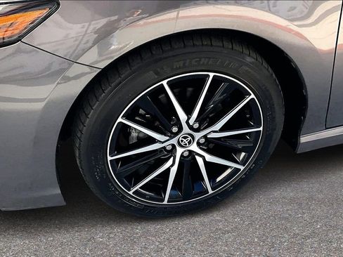 Certified 2022 Toyota Camry SE w/ Convenience Package image 31