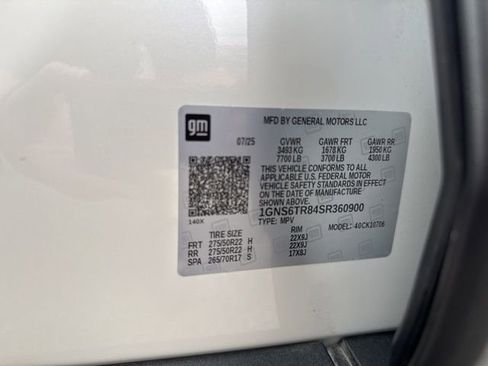 Certified 2025 Chevrolet Tahoe High Country AWD/4WD image 39