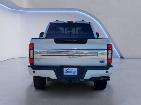 Used 2020 Ford F250 Platinum w/ FX4 Off-Road Package image 4