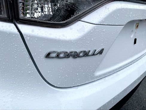 Used 2024 Toyota Corolla LE FWD image 27