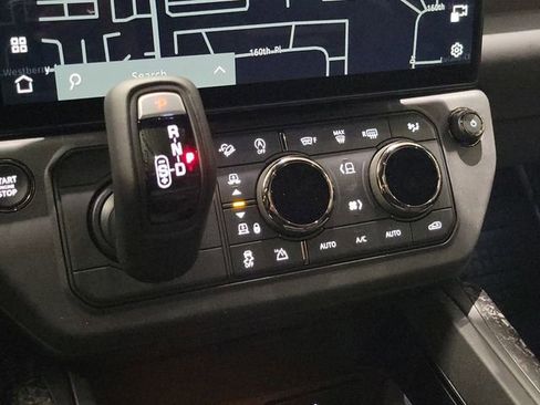New 2026 Land Rover Defender 110 AWD/4WD image 30