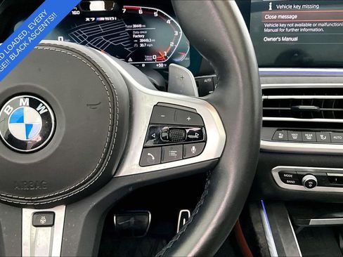 Used 2022 BMW X7 M50i w/ Dynamic Handling Package image 28