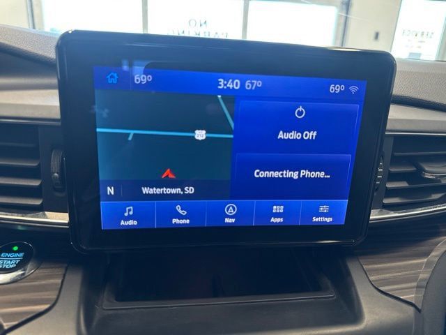 Used 2020 Ford Explorer Limited w/ Class III Trailer Tow Package AWD/4WD image 2