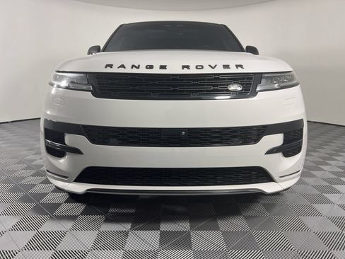 Used 2023 Land Rover Range Rover Sport SE Dynamic AWD/4WD image 3