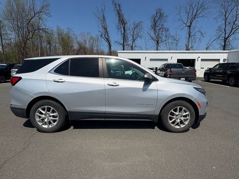 Used 2022 Chevrolet Equinox LT image 20