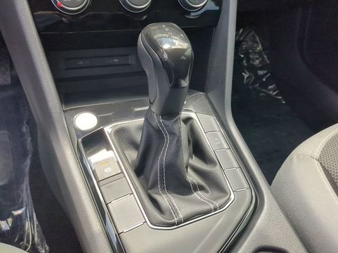 Certified 2023 Volkswagen Taos S FWD image 22