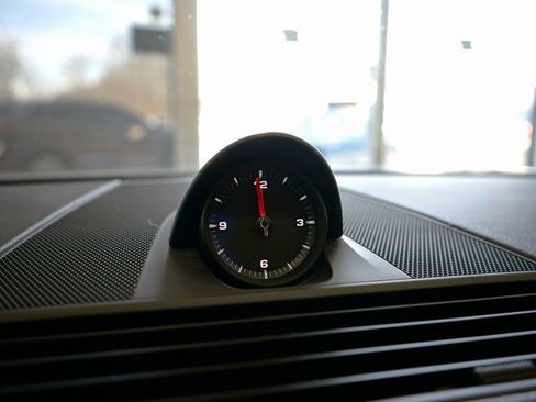 Used 2019 Porsche Panamera 4 image 37