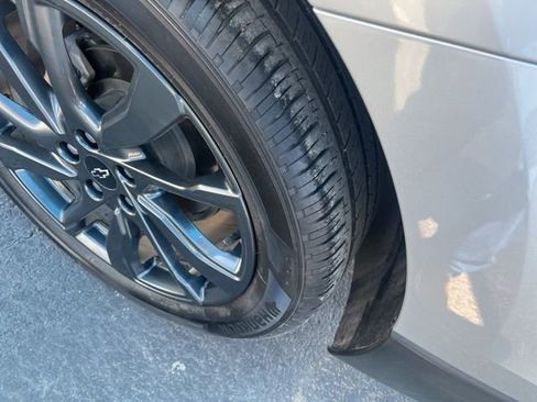 Used 2022 Chevrolet Equinox RS FWD image 7