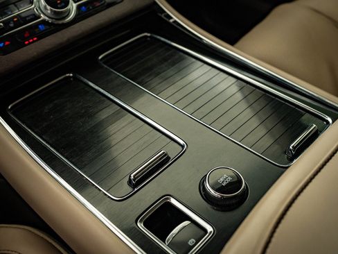 Used 2022 Lincoln Aviator Grand Touring w/ Equipment Group 301A image 35