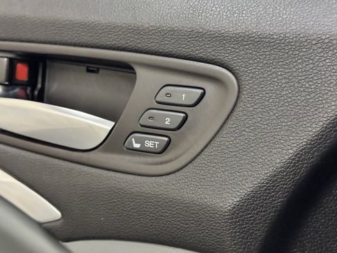 Used 2016 Acura MDX SH-AWD image 13