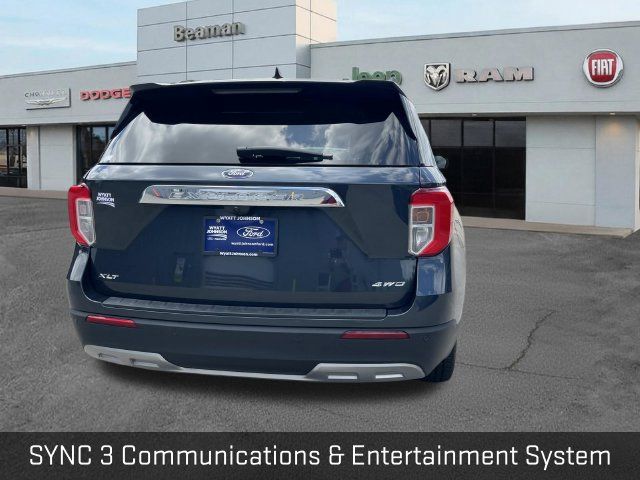 Used 2024 Ford Explorer XLT w/ Equipment Group 202A AWD/4WD image 4