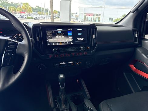 Used 2025 Nissan Frontier PRO-4X w/ Interior Protection Package AWD/4WD image 27
