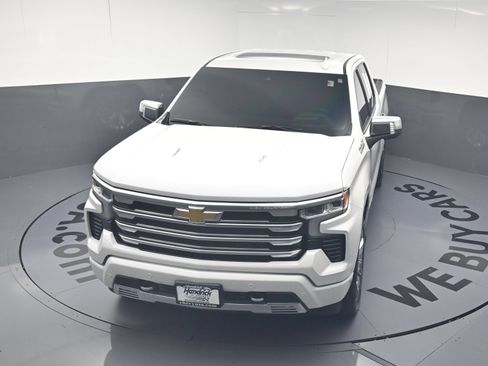 Used 2023 Chevrolet Silverado 1500 High Country w/ High Country Premium Package AWD/4WD image 30