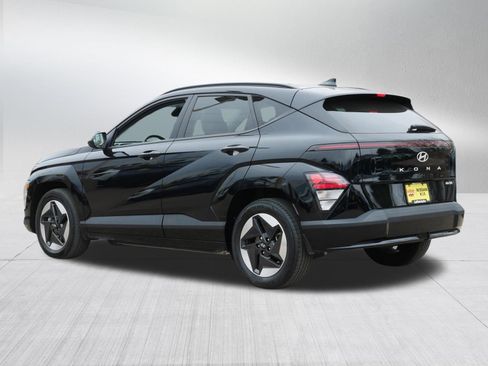 Used 2024 Hyundai Kona SEL FWD image 5