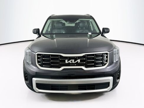 Used 2025 Kia Telluride S FWD image 2