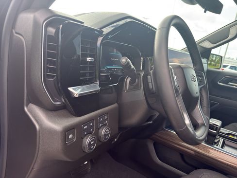 Used 2024 Chevrolet Silverado 1500 RST w/ Convenience Package II AWD/4WD image 15