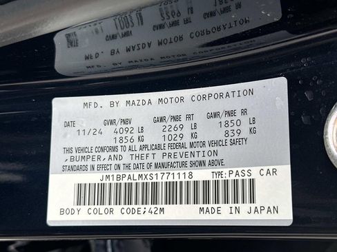 Certified 2025 MAZDA MAZDA3 s image 33