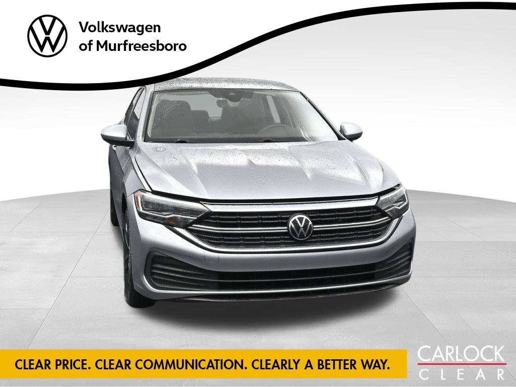 Used 2024 Volkswagen Jetta SE w/ Panoramic Sunroof Package FWD image 7